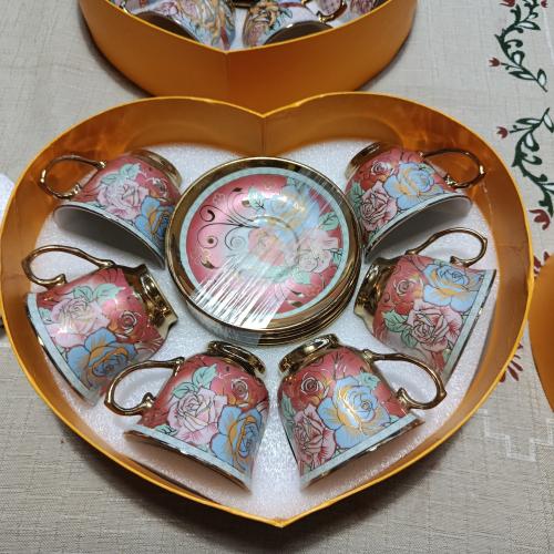 Juego de Tazas de Porcelana - Miniatura 3
