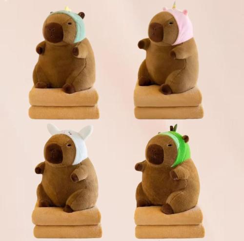 Peluche Capibara con Manta