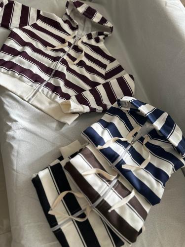 Campera Rayada Basic - Miniatura 2