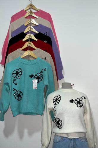 Sweaters Bordados