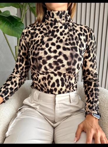 Polera Animal Print