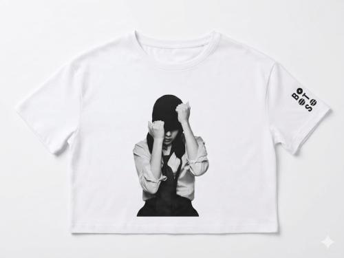 Remera Boxy Crop Bts