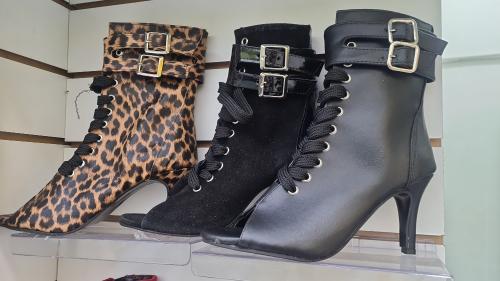 Calzados de Baile Hells