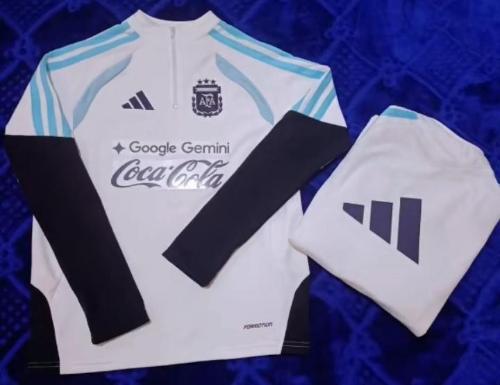 Conjunto de Niño con Buzo Medio Cierre