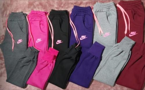 Jogging Friza Nena