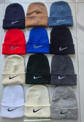 Gorro Bordado Marca - Miniatura 2
