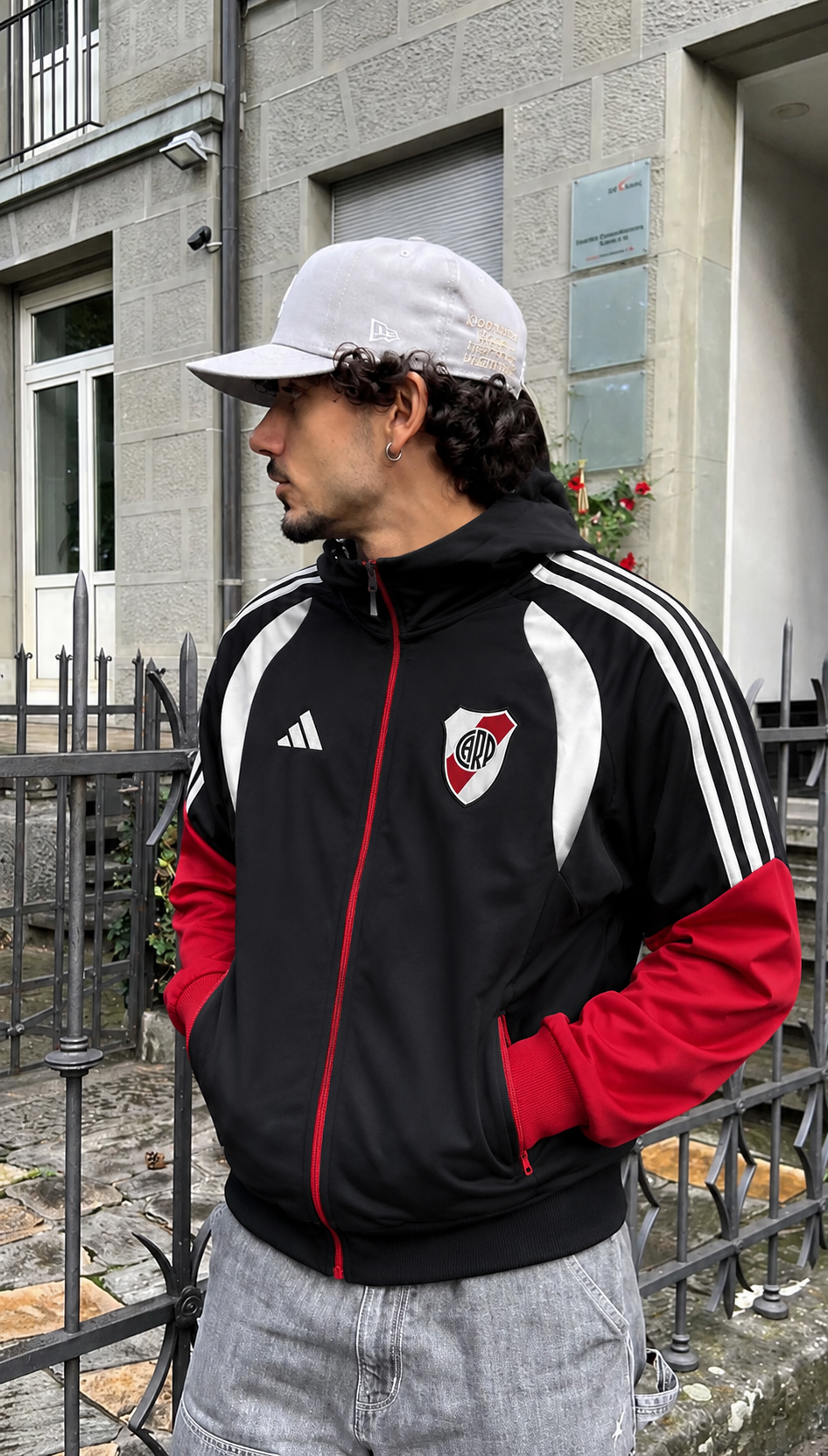 Campera River Plate Soft Frizado - 3E8057F8-10C8-4B7C-B24C-7742F36E2FE2.png