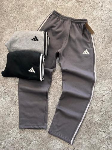 Baggie Adidas Friza Peinada con Cierre en L Bolsillo