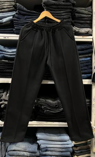 Pantalón Frisa Negro Premium