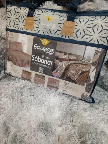 Sabana Goldsun 2 en 1 Juego Estampado y Liso - Miniatura 2