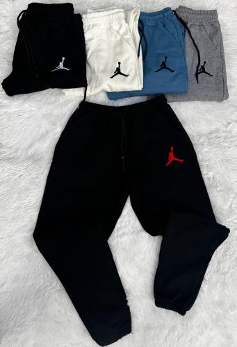 Jogger Jordan Logo Bordado