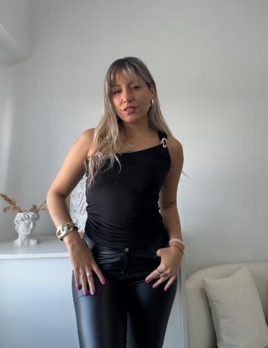 Musculosa Ariana