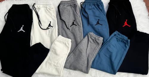 Jogger Jordán Frizados - Miniatura 2