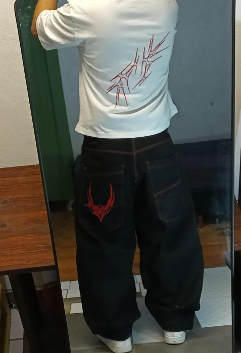 Baggy Bordado Rojo