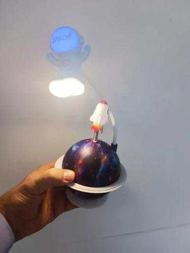 Lampara Astronauta Led - Miniatura 4