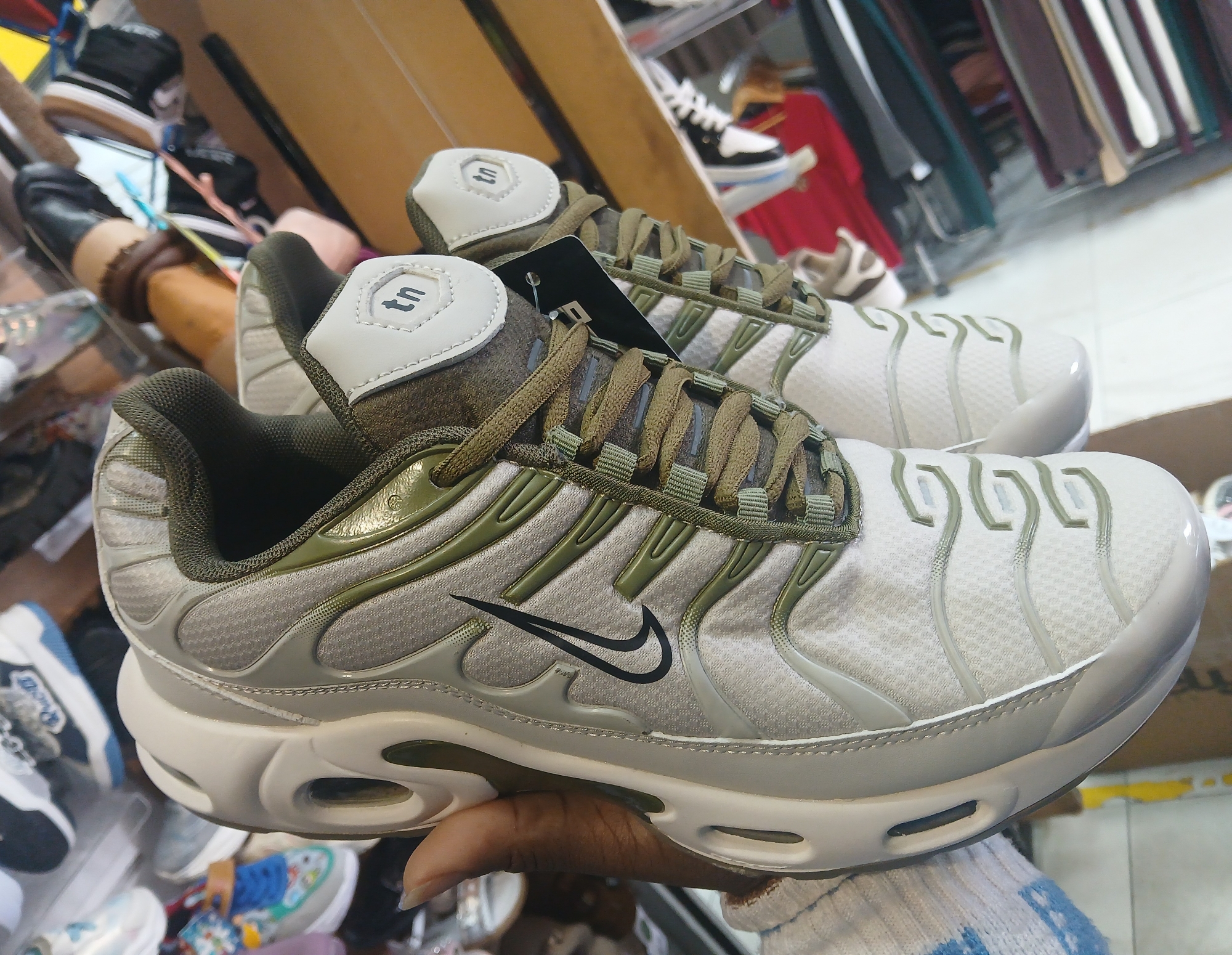 Zapatillas  T.n Hombres - Imagen 3