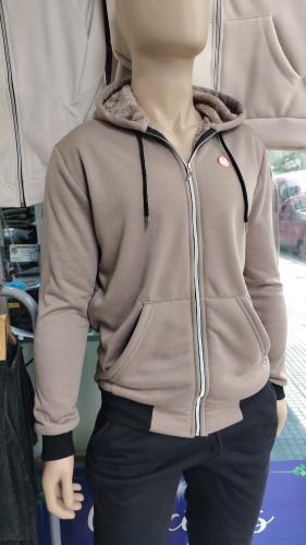 Camperas de Hombre con Piel al Tono