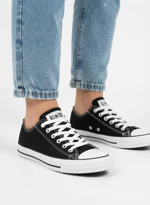 Art Zapas Converse