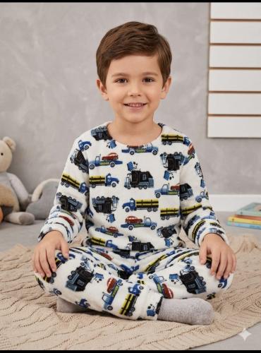 Pijama de Niño Plus