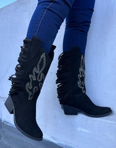 Saritta Black