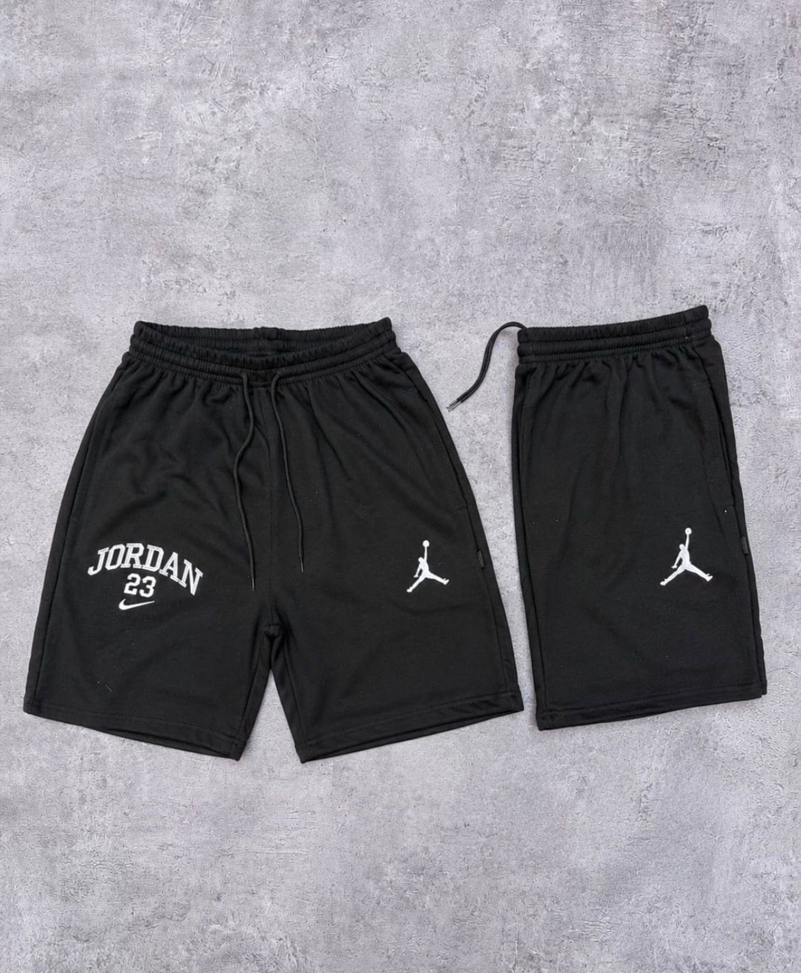 Short Jordann 23 - e6df8730-19d1-49b2-b4fe-e13df961af30.jpeg
