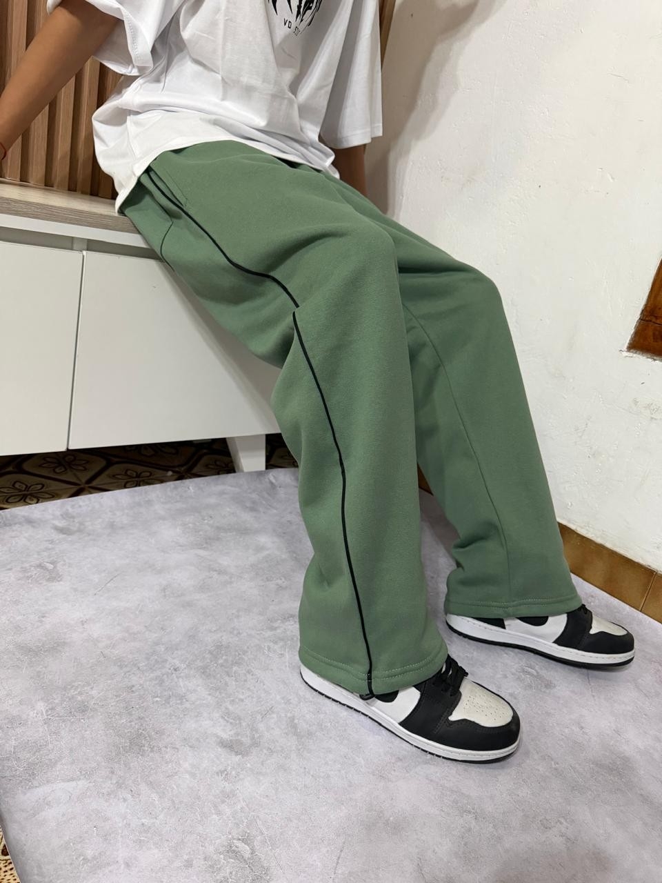 Joggin Baggy Friza Semi Peinado con Regulafor y Vivo  Color Pistacho - Imagen 2