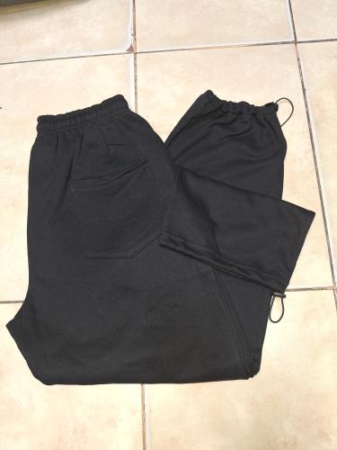 Joggin Baggy Black Liso  Solo con Regulado Friza Intermedia Muy Buena Calidad