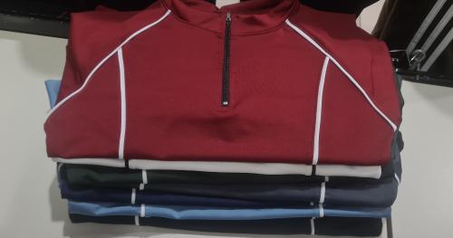 Camiseta con Cierre - Miniatura 2