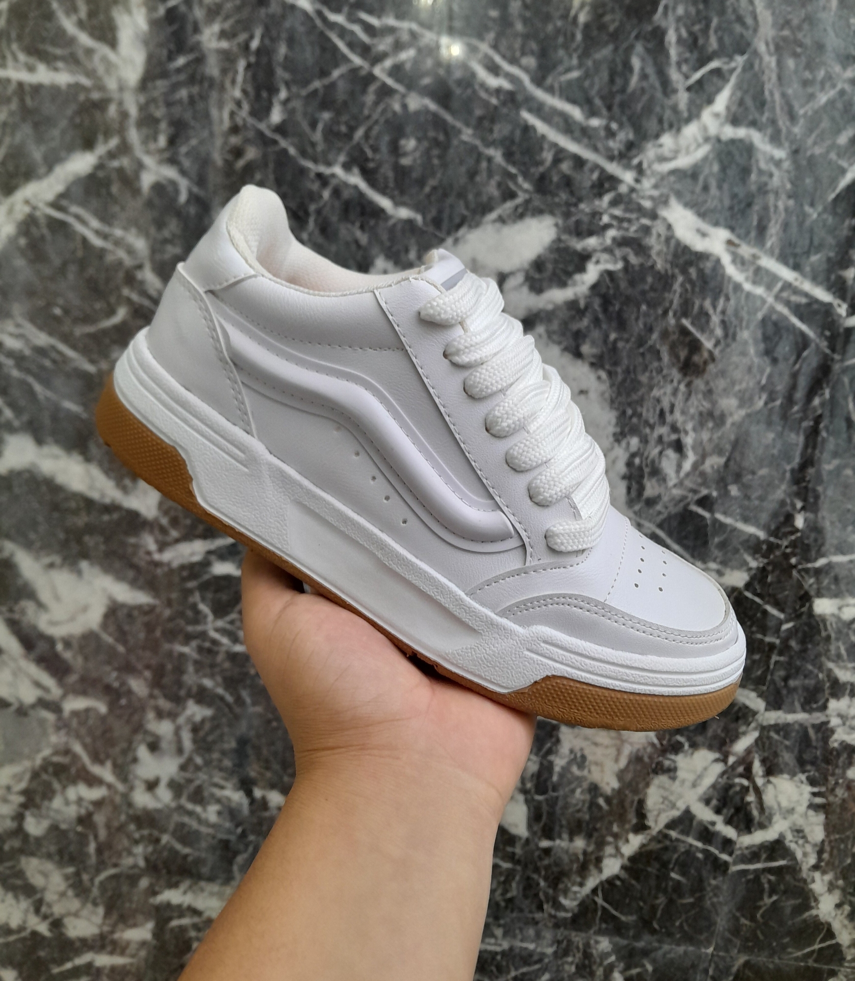 Vans Hylane al por Mayor - Imagen 4