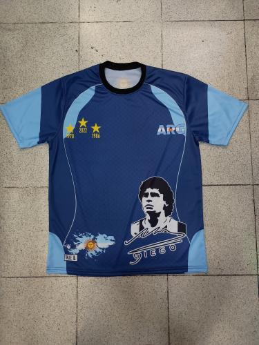 Remera/ Camiseta  de Maradona y Messi