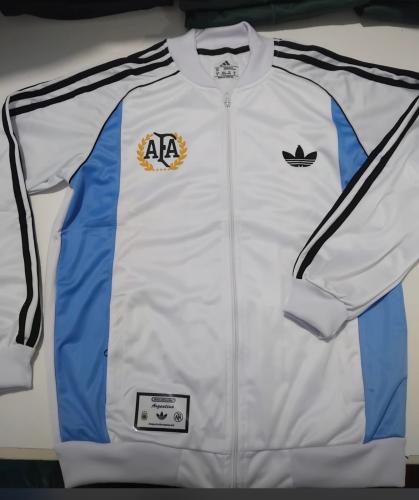  Campera Adidas Sst Afa & Retro   la Campera Más Buscada de la Temporada - Miniatura 4