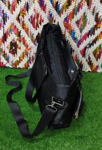 Bolso Morral Porta Laptop*
*tela de Avion Impermeable*  Tiene Cierre Grande Interno - Miniatura 3