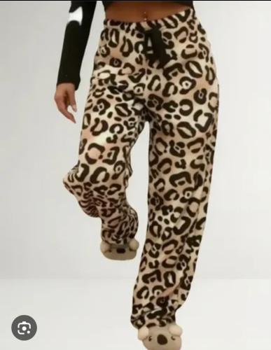 Pantalón Pijama Peluche Abrigado Animal Print;) - Miniatura 3