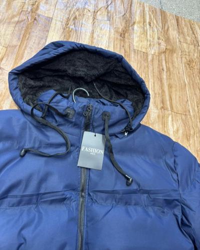 Campera Talles Especiales para Hombre hasta 140cm de Ancho Camperas Importadas - Miniatura 3