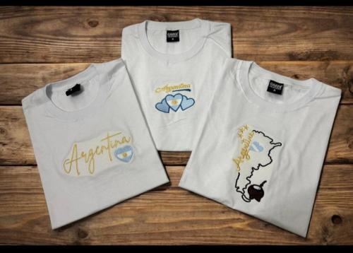 Remera Bordadao  Argentina  por Pedido