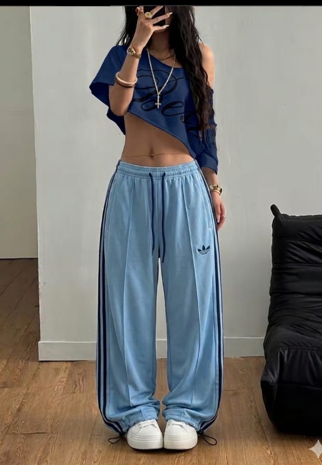 Pantalon Baguin de Laycra Frisado - Imagen 4
