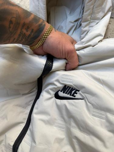 Campera Nike Importada - Miniatura 3