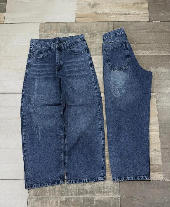 Jeans Baggy con Diseño Láser 3