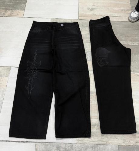 Jeans Baggy con Diseño Láser