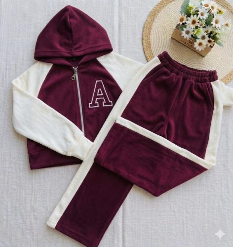 Conjunto Plush Bordado - Miniatura 2