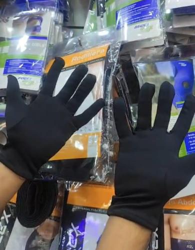 Guantes de Primera Piel