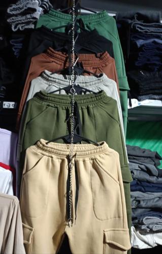 Joguins Cargo Frizza Peinado