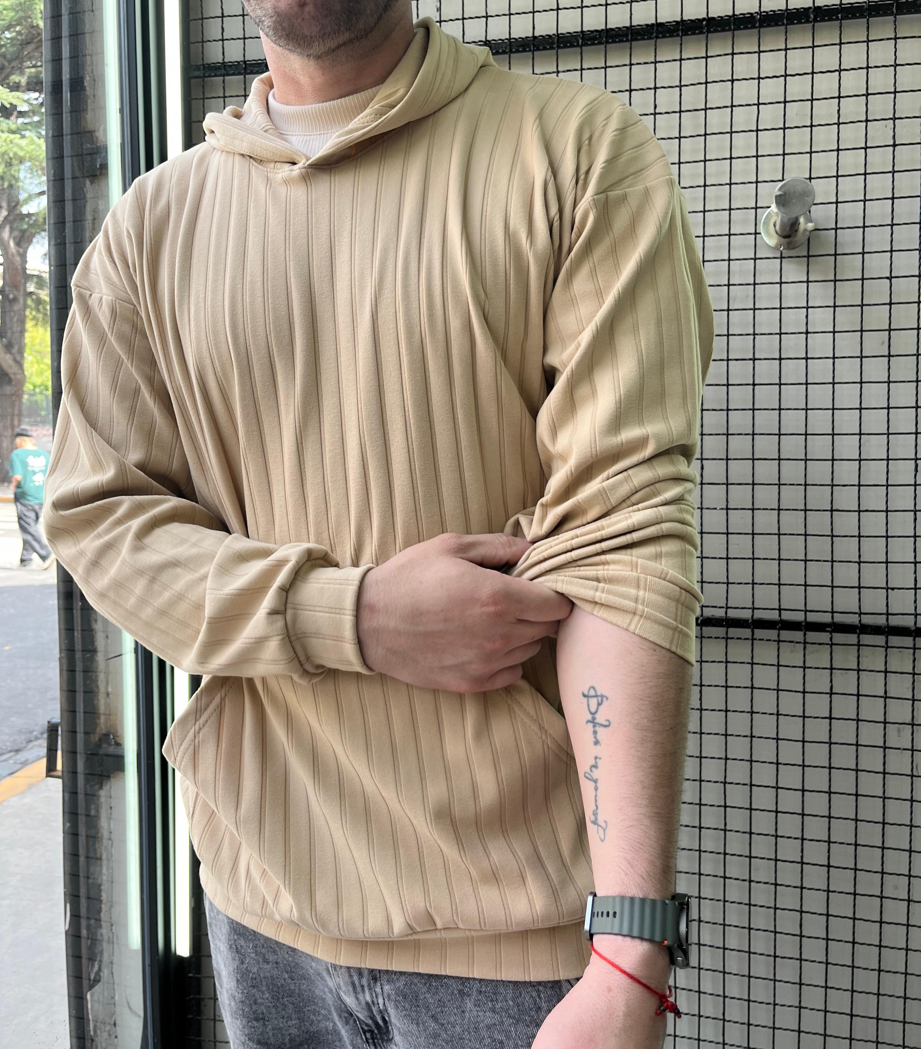 Buzo Hoddie Darlon con Textura - 1c56566b-b73c-4fd8-b825-205015cde38b.jpeg