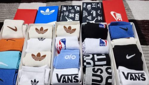 Medias  en Caja
