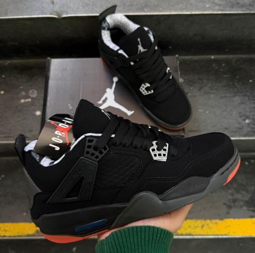 Jordan Retro 4