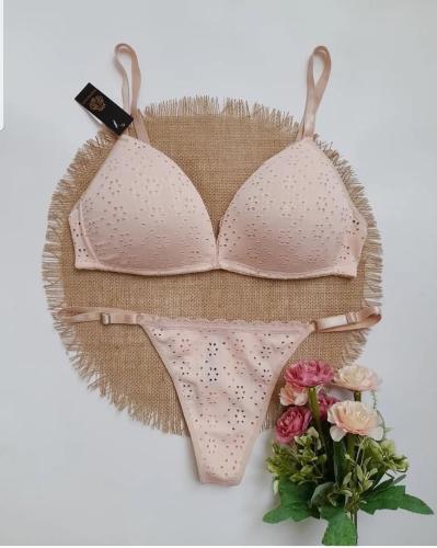 Conjunto Triángulo Soft Broderie  - Andressa!  Art.1242 - Miniatura 4