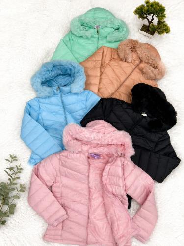 Camperas con Piel de Mujer