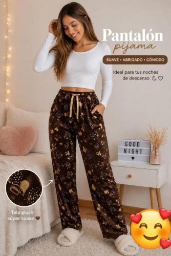 Pijamas Plush Bifaz Estampado de Dama Hacemos Precio X Cantidad