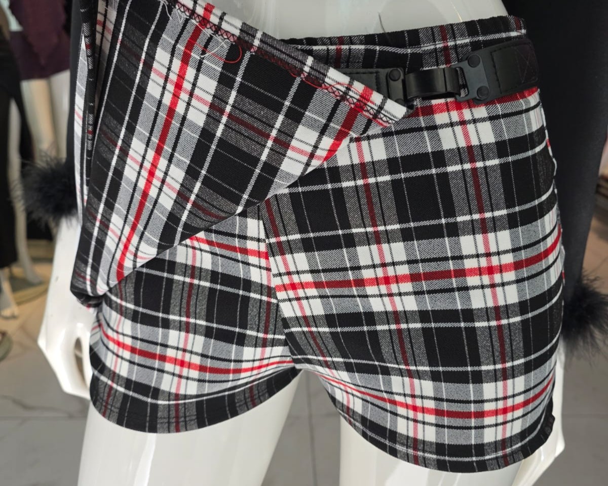 Short Pollera Escocesa con Gancho - short%20pollera%20escocesa%20(7.1).jpeg