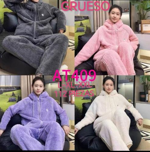 Pijamas de Adultos, Peluche
